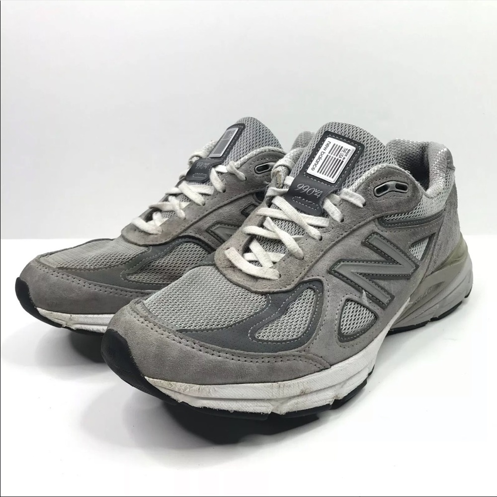 New Balance 990v4